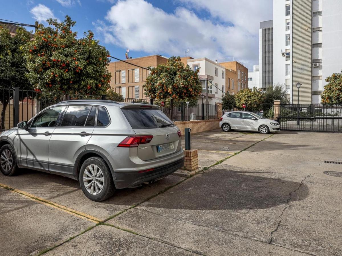 Elegante Apt Luminoso Y Tranquilo De 2 Hab Sevilla Wifi-Ful Parking Inc Exterior photo